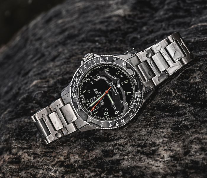 tactical-MEDIC-tool-watch-on-rock